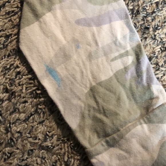 Camo Cropped Tee - Picture 4 of 4